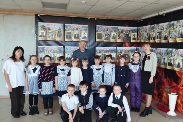 На выставке "Донбасс: общая боль и общая память"